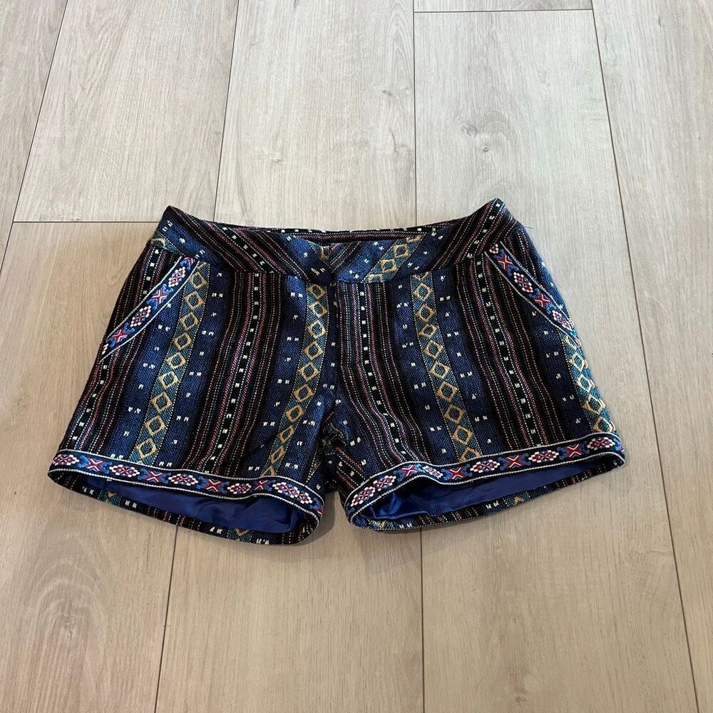 Raga women shorts size M